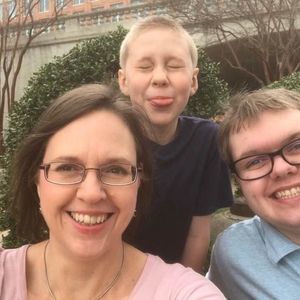 Meet your Posher, Teresa